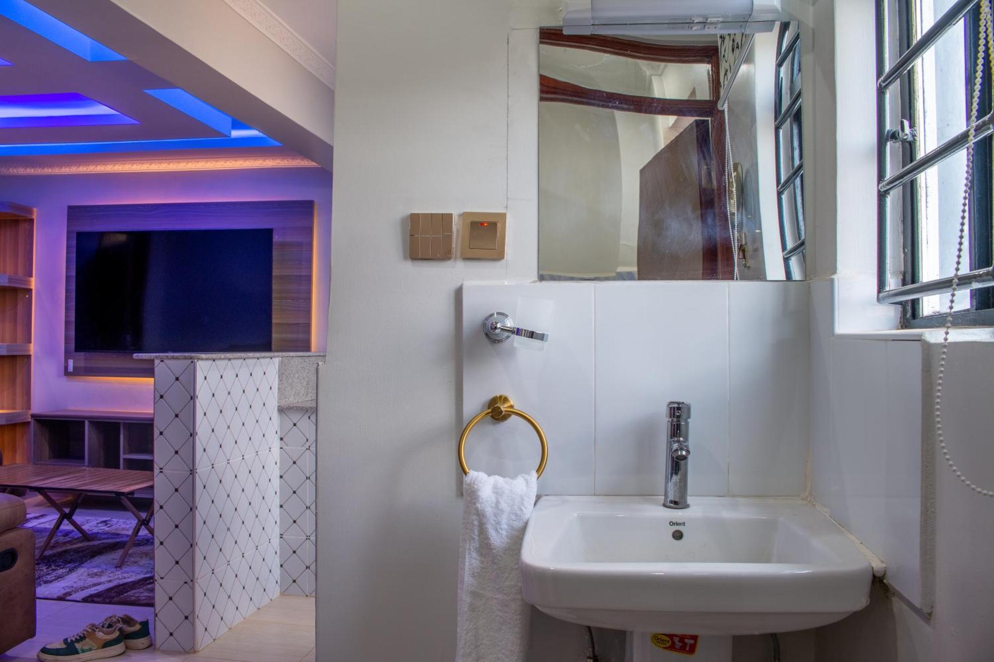 Equine Hotel Ruiru Екстер'єр фото