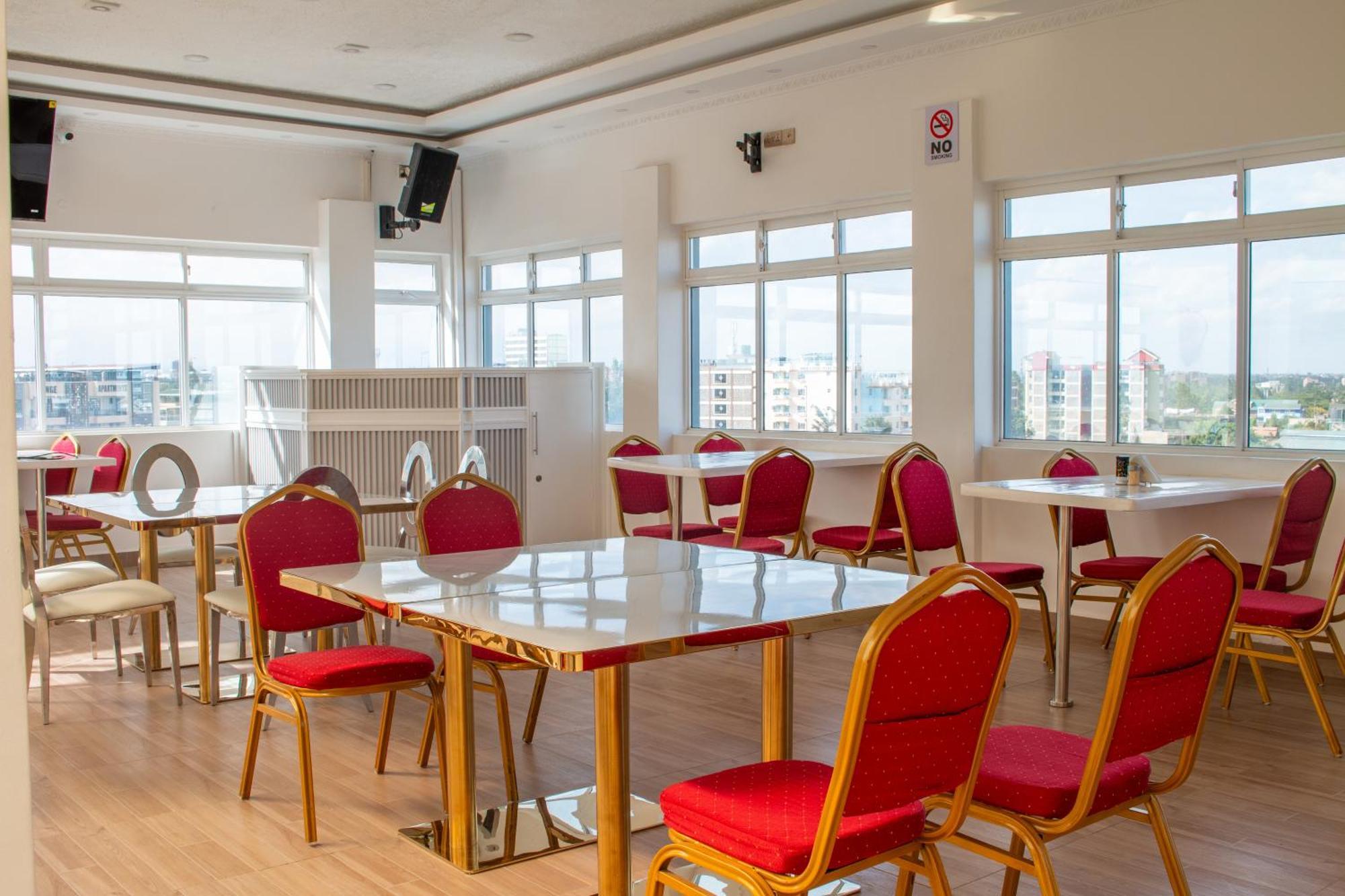 Equine Hotel Ruiru Екстер'єр фото