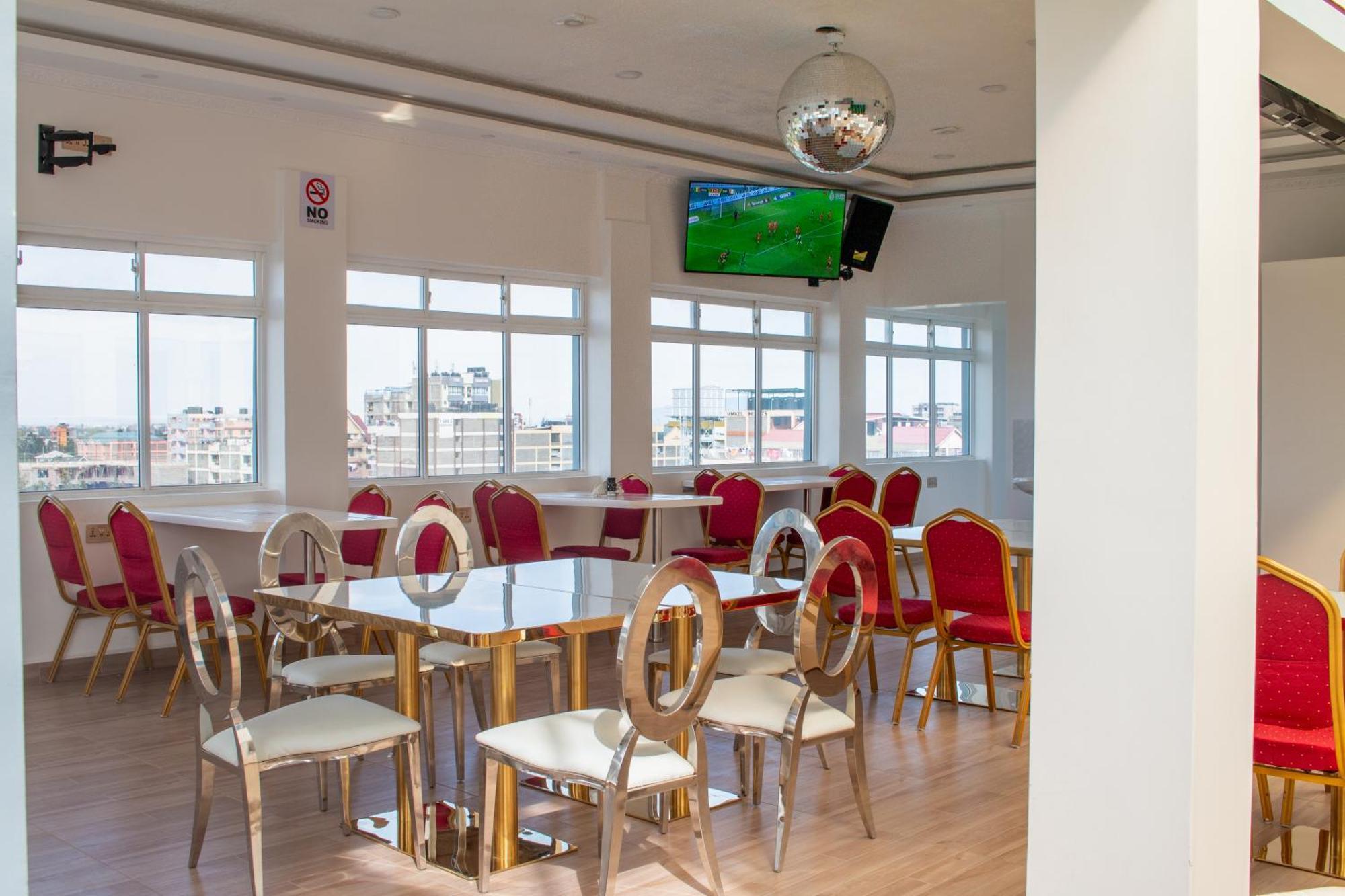 Equine Hotel Ruiru Екстер'єр фото