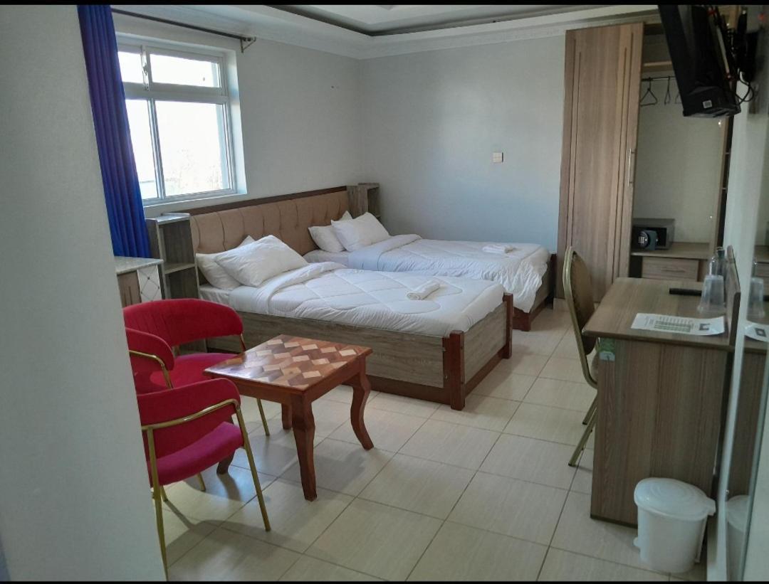 Equine Hotel Ruiru Екстер'єр фото